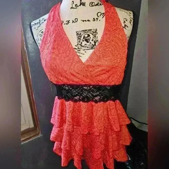 Kings & Saints Tops - Kings & Saints Womans Halter Top Size M